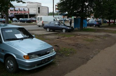 «Город Киров»:Кому авторынок как кость в горле?