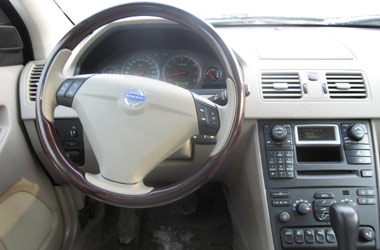 Volvo XC90 – в грязь с паркетным настроением