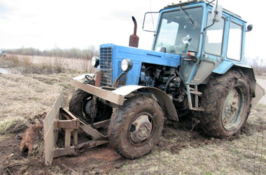 Верхом на УАЗе по рвам и грязи