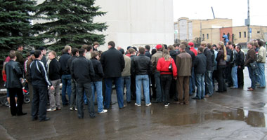 Автомобилисты Кирова «попрощались» с дорогами