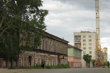 «Город Киров»:Приватизация жилья: теперь дорого...