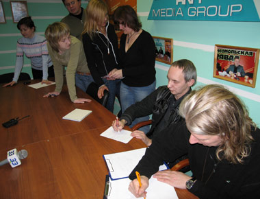 На наших концертах горели залы