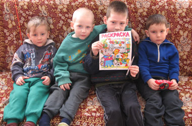 Детский приют: Оставь иллюзии малыш…