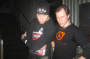 На концерте группы «Тараканы!» люди роились, словно насекомые