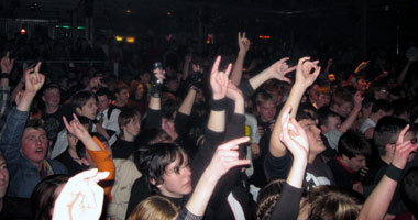 На концерте группы «Тараканы!» люди роились, словно насекомые