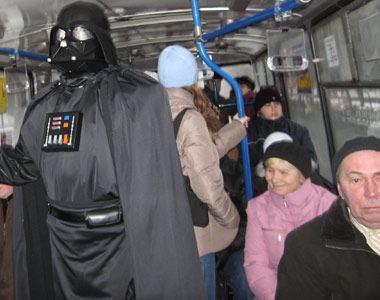 По Кирову гулял Дарт Вейдер. Люди были в шоке