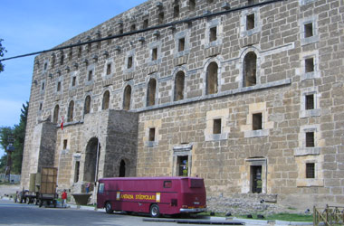 В номинации «уложиться в 500 баксов»: Турция надоела,… едем в Турцию